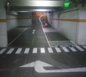 Home 54 10-pintura epoxica en estacionamiento
